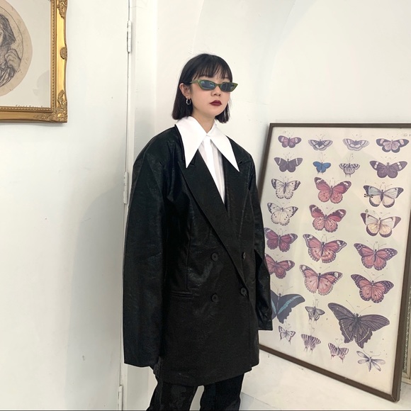 Oversized faux leather jacket - Picture 2 of 3